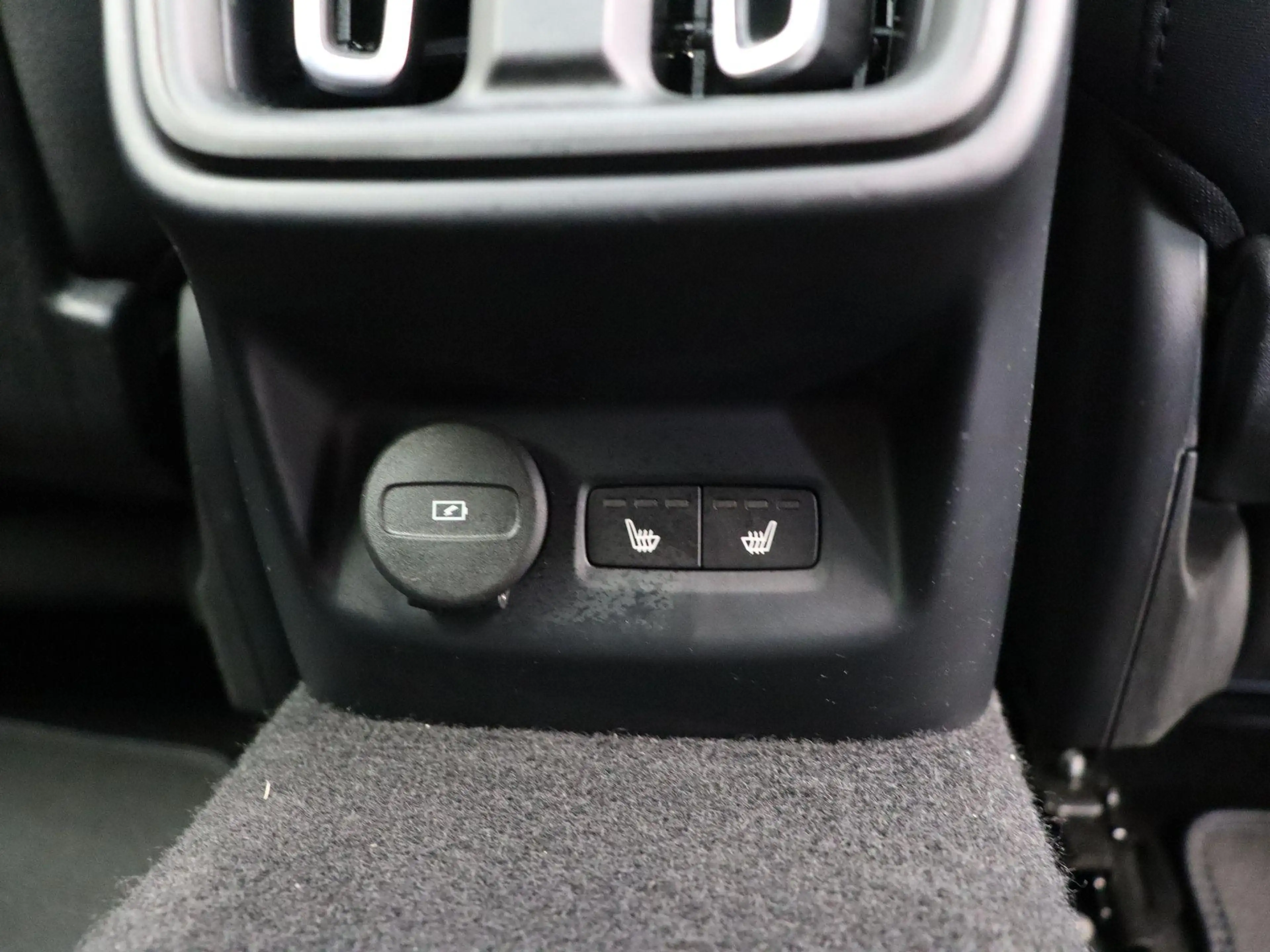 Polestar 2 Long Range Dual Motor Launch Edition 78kWh | SOH 9 — photo 5