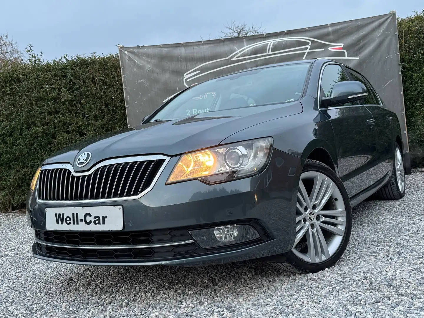 Skoda Superb 1.6Tdi Gps, Toit Ouvrant…, Grijs - 1