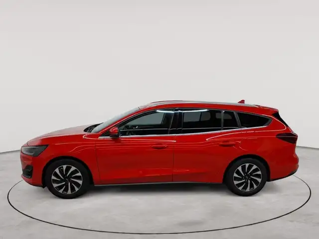 Ford Focus view 6