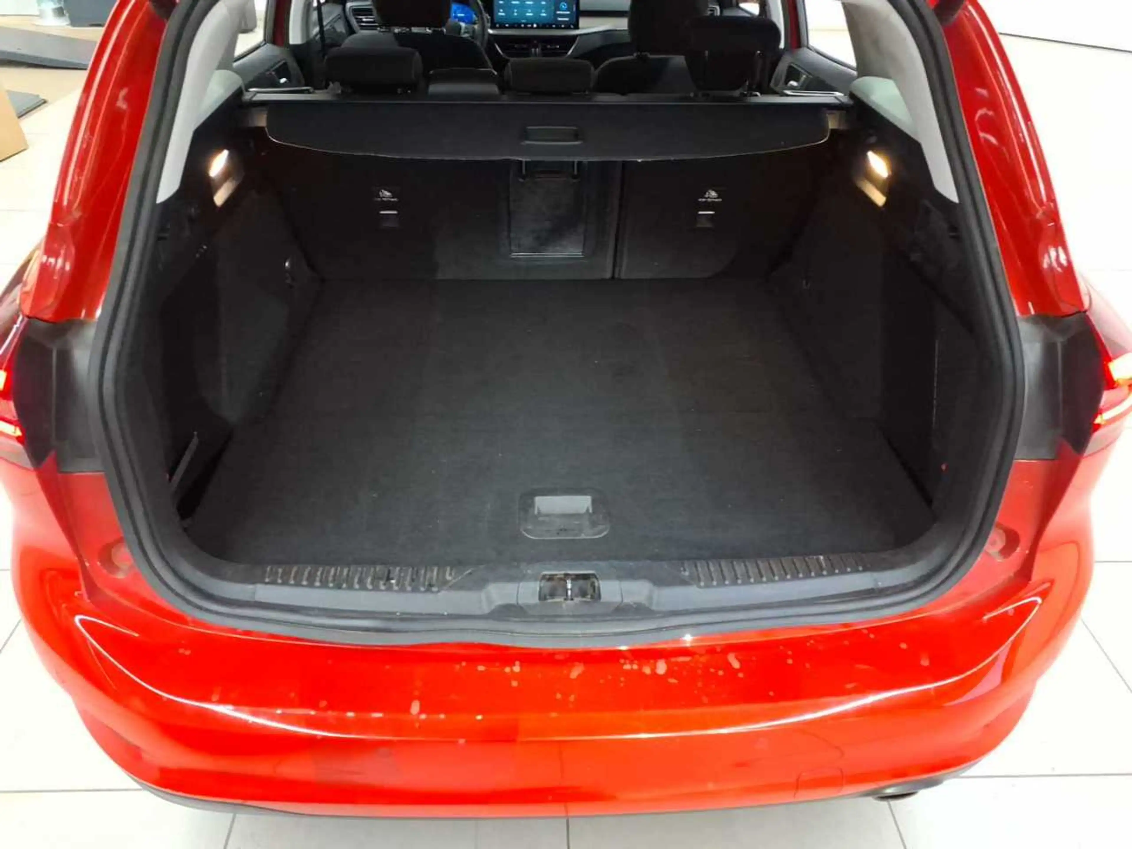 Ford Focus Focus Turnier 1.5 EcoBlue Aut. TITANIUM X — photo 15