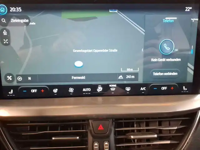 Ford Focus view 12