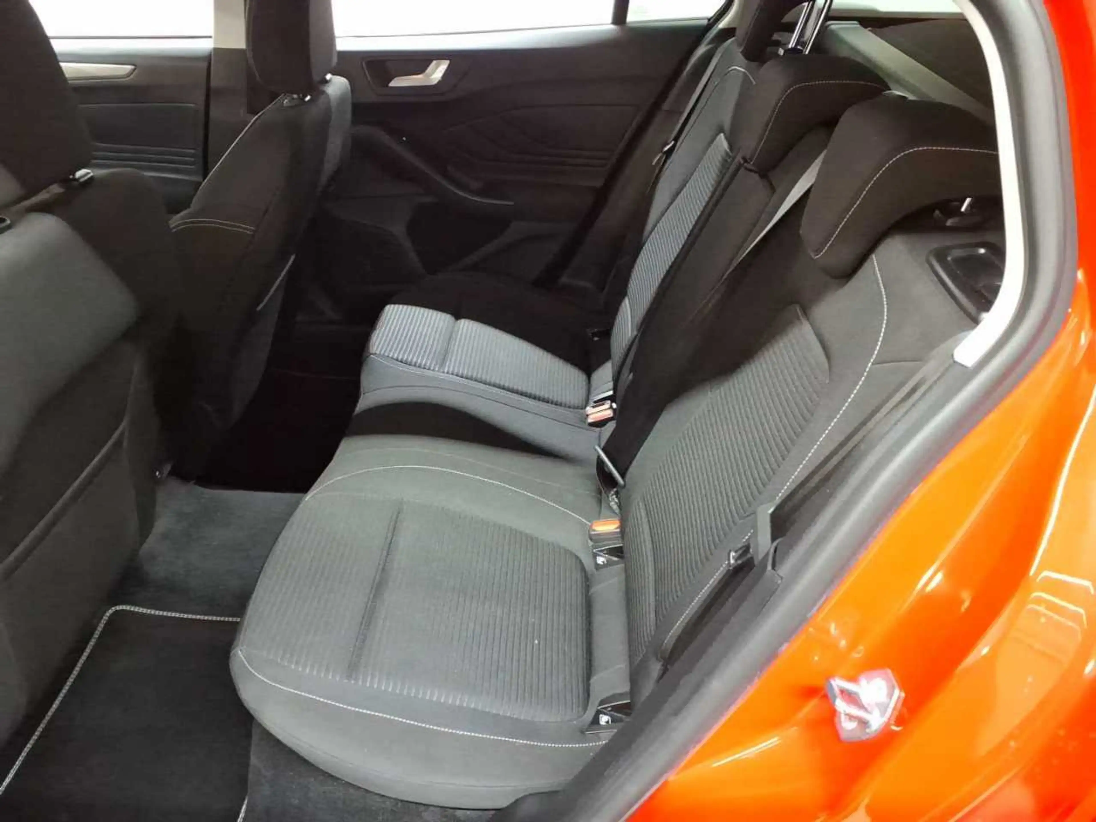 Ford Focus Focus Turnier 1.5 EcoBlue Aut. TITANIUM X — photo 13