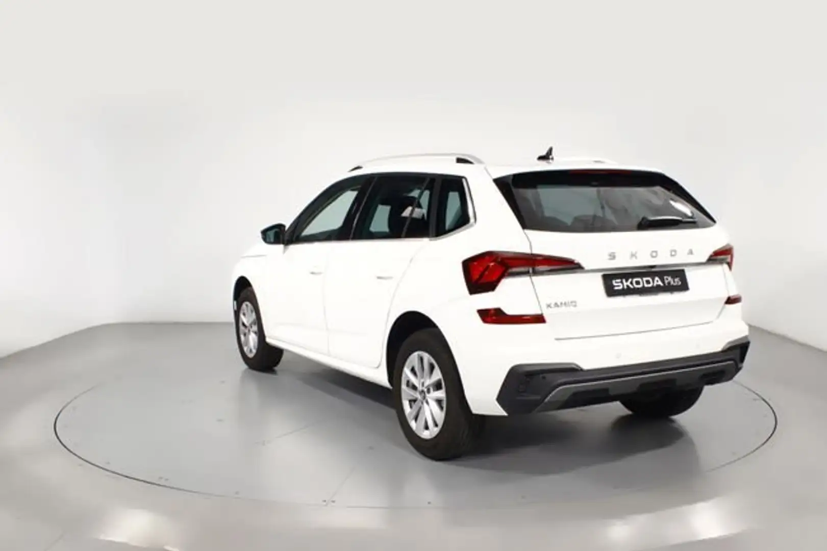 Skoda Kamiq 1.0 TSI Selection DSG7 85kW Blanco - 2