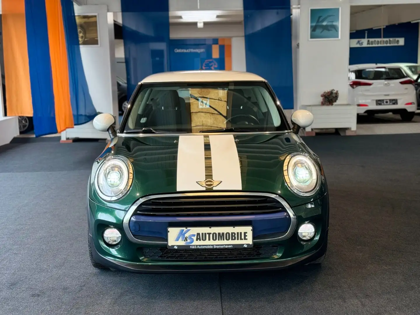 MINI Cooper *LED*NAVI*SITZH.*ALU*KLIMAAUTO* Grün - 2