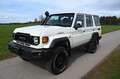 Toyota Land Cruiser GRJ 76 4.0 V6 5-Gang NESTLE OFFROAD Blanc - thumbnail 2