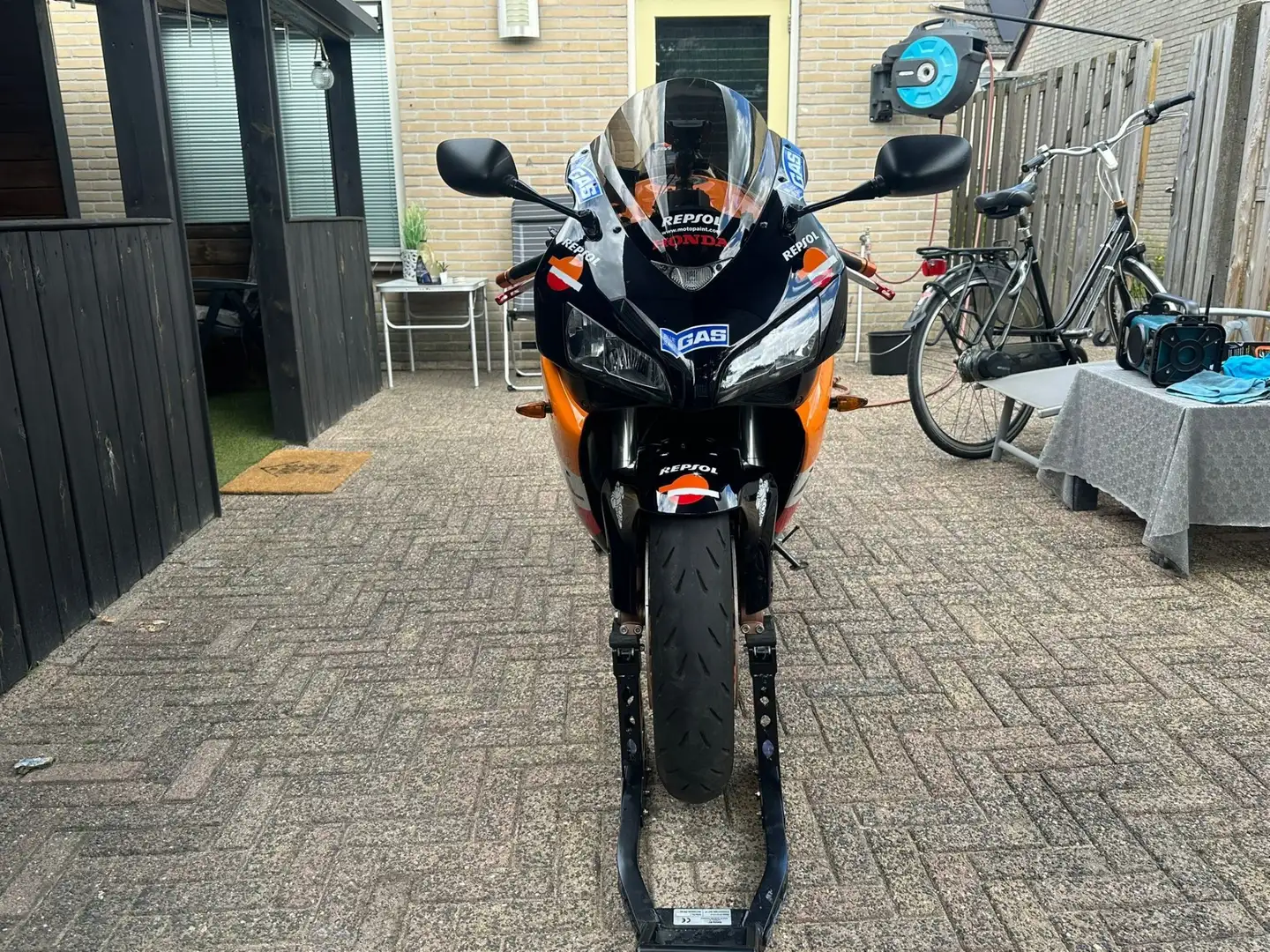 Honda CBR 1000 fireblade Oranje - 2