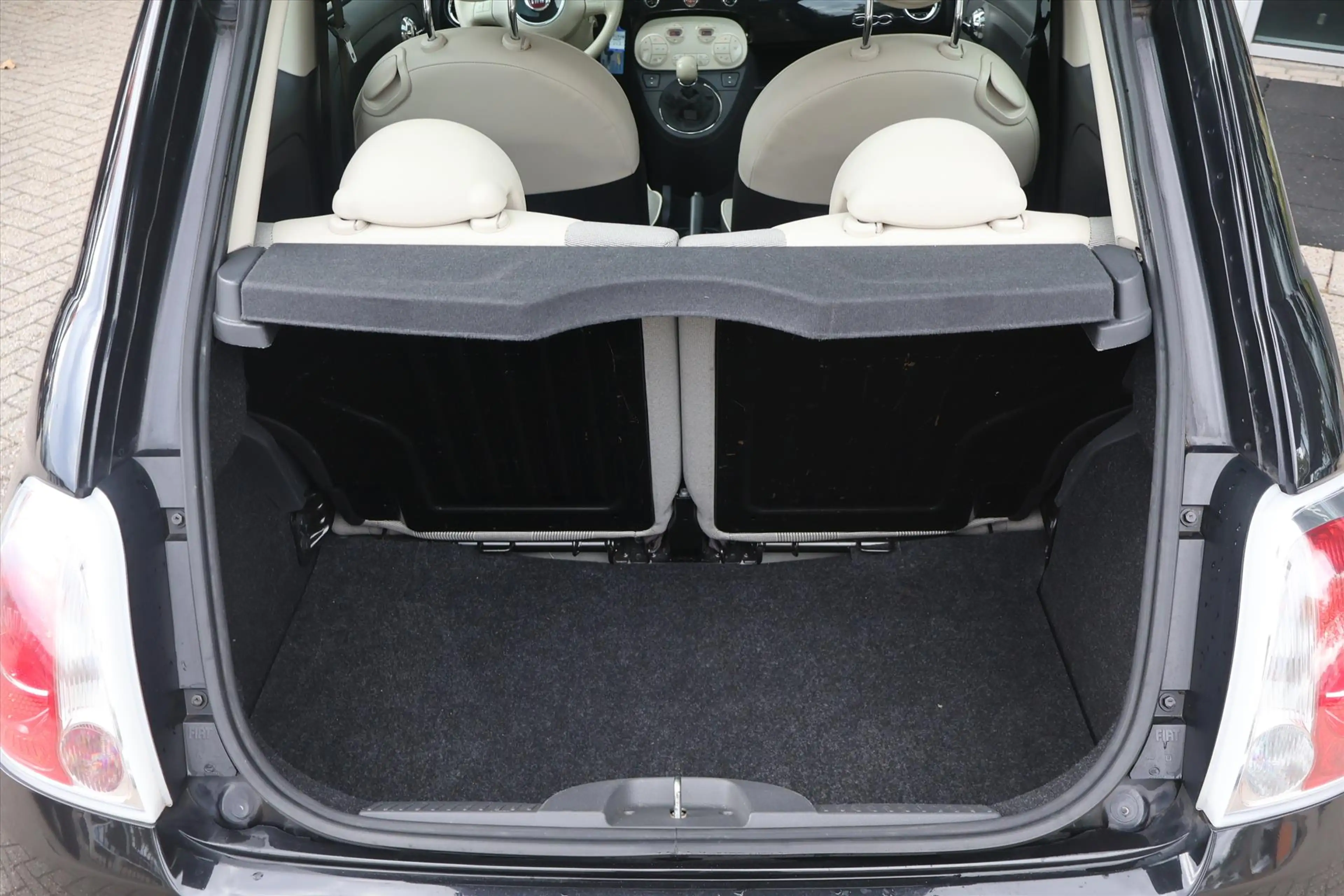 Fiat 500 1.2 Lounge | Climate | Pano | Radio | Half Leder | — photo 21