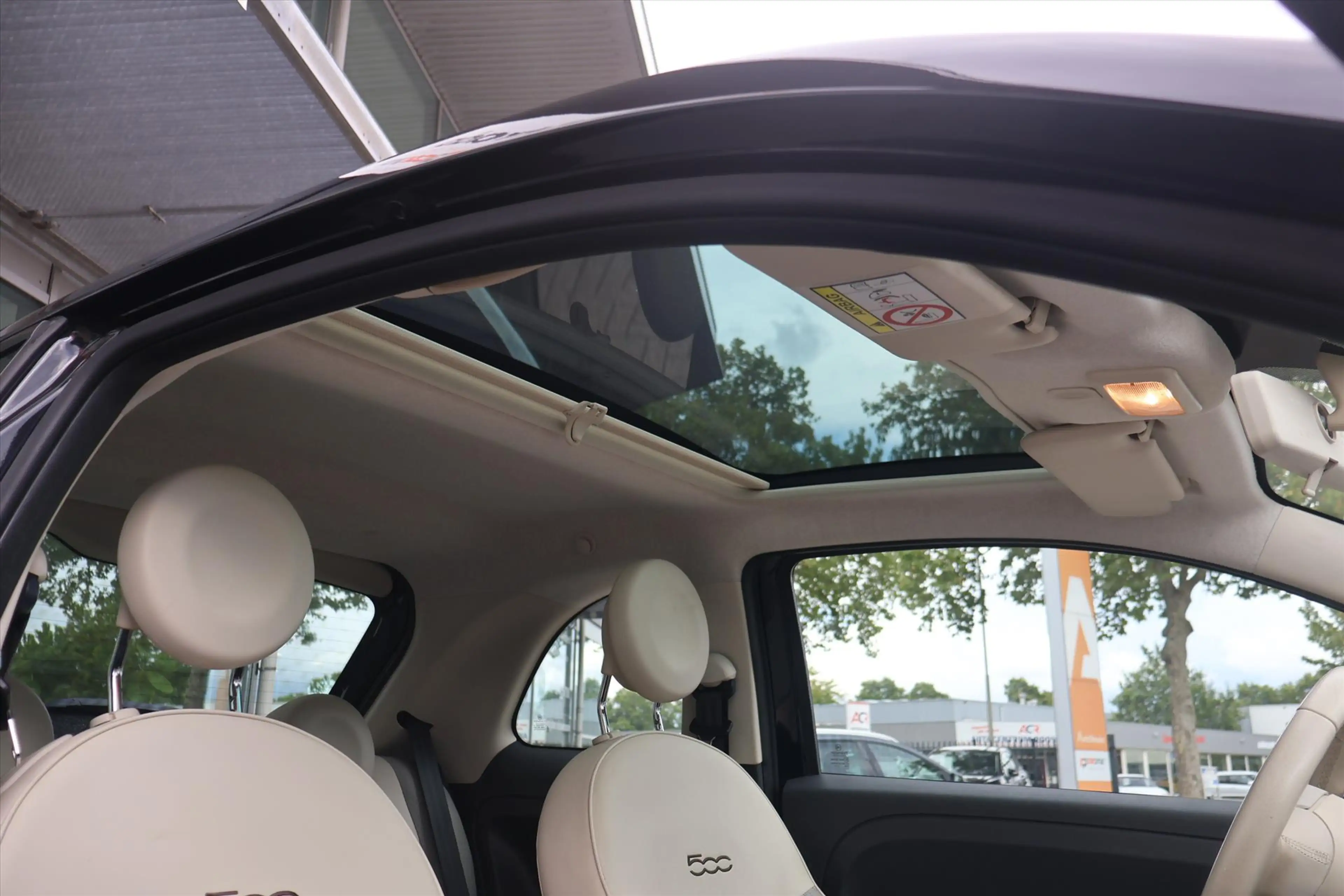 Fiat 500 1.2 Lounge | Climate | Pano | Radio | Half Leder | — photo 10