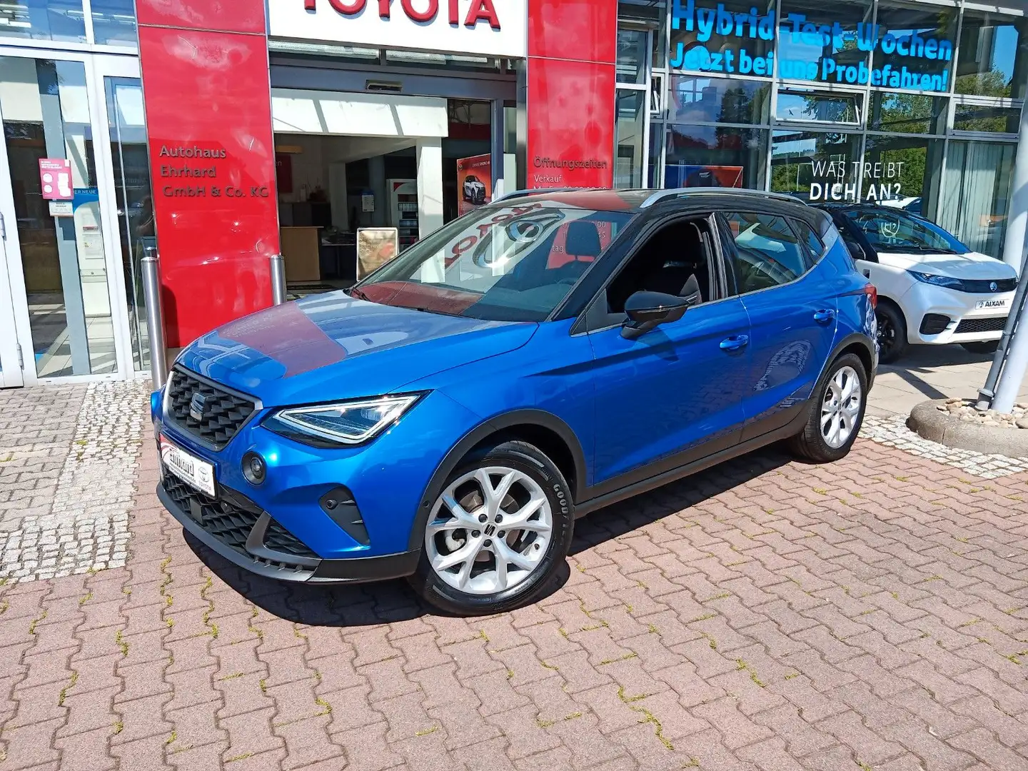 SEAT Arona FR 1.0 DSG Navi*8Fach Bereift*Kamera*Smart Azul - 1