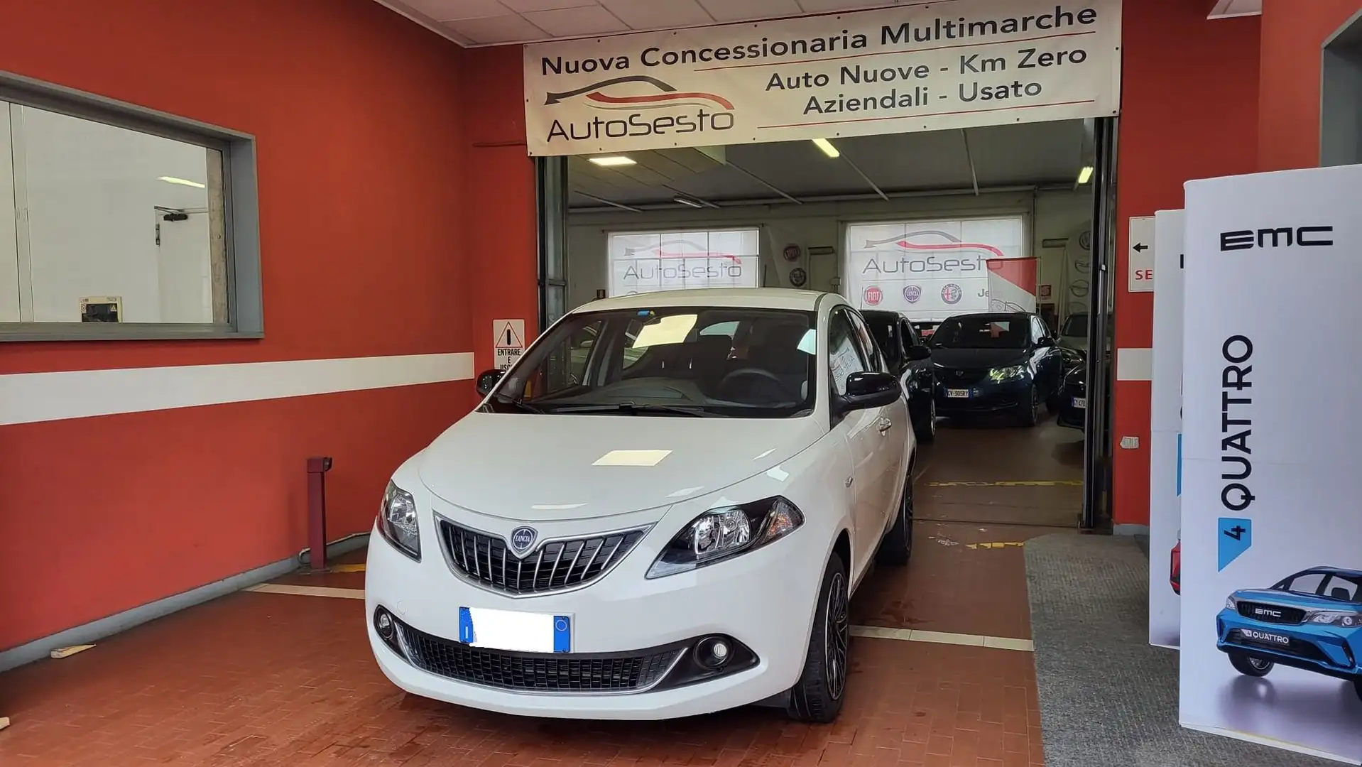 Lancia Ypsilon Ypsilon 1.0 FireFly 5 porte S&S Hybrid Gold Plus Bianco - 1