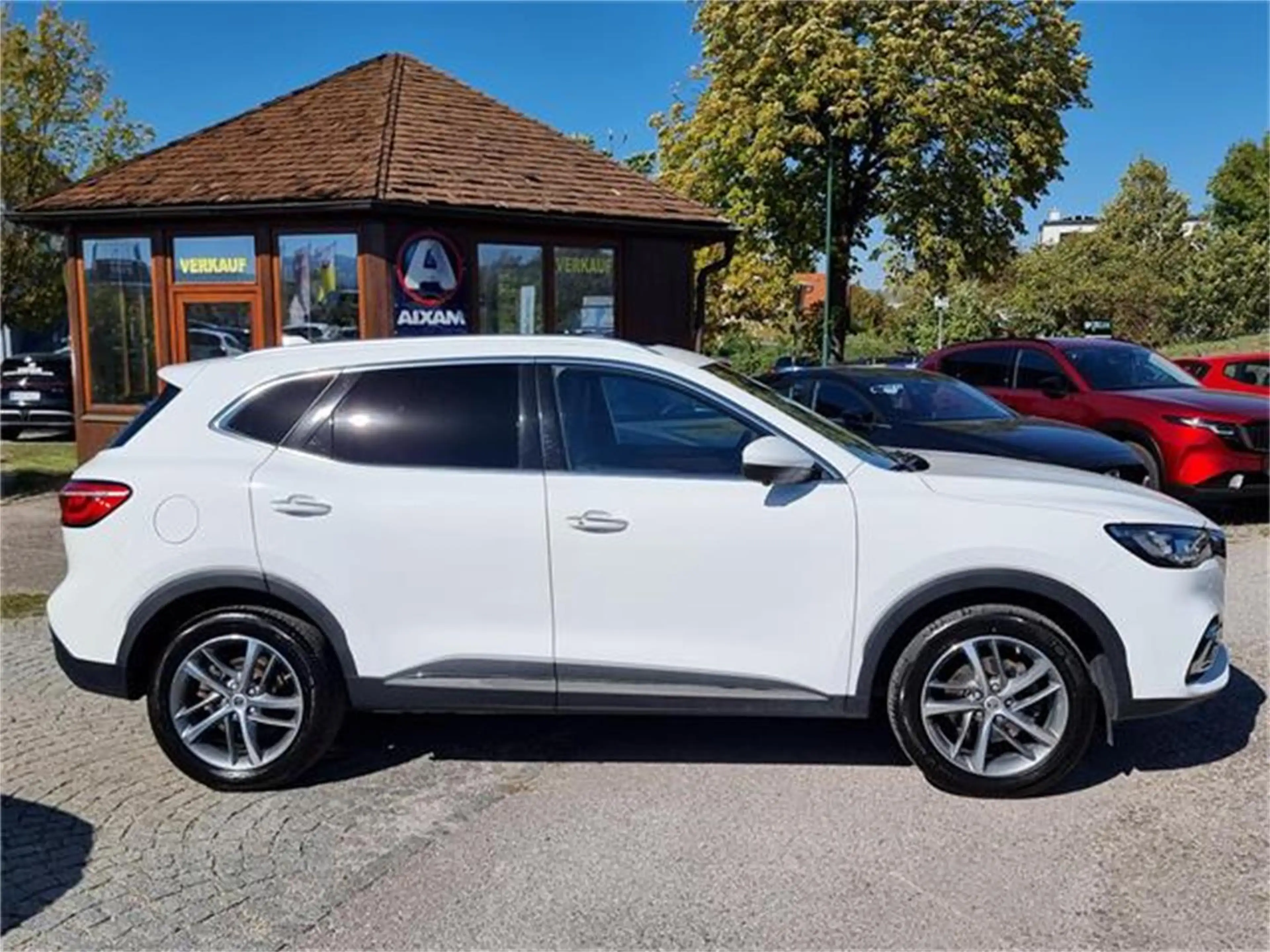 MG EHS 1,5T GDI PHEV Luxury Aut. mit Anhängerkupplung — photo 4