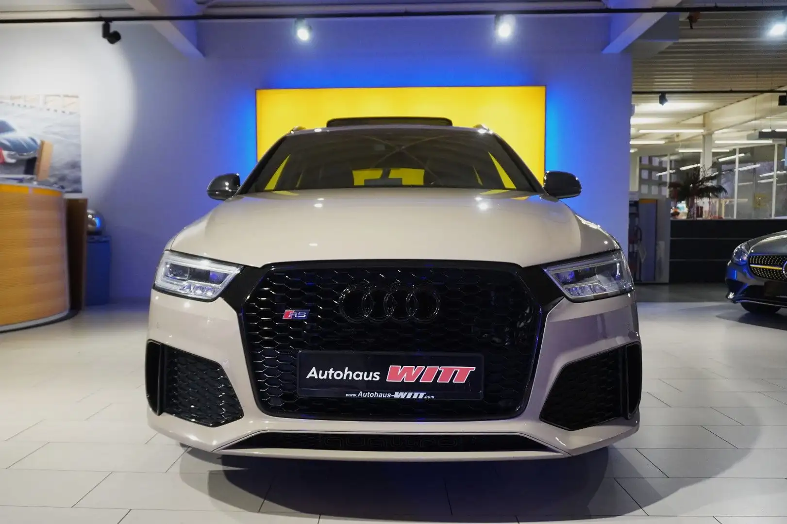 Audi RS Q3 Performance °Pano°Bose°Kamera°Exclusive° Braun - 2