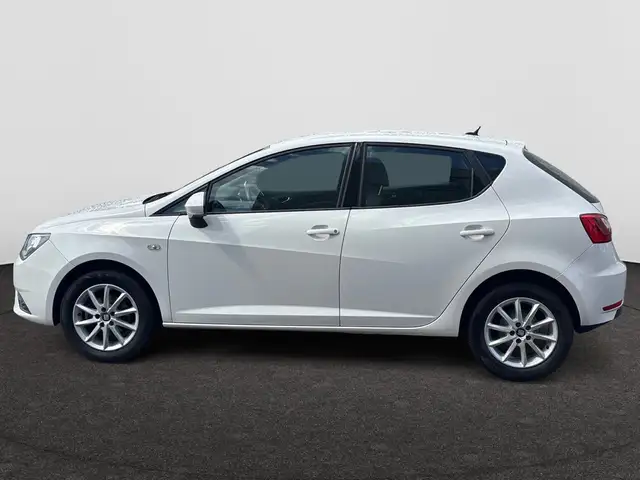 Seat Ibiza view 8