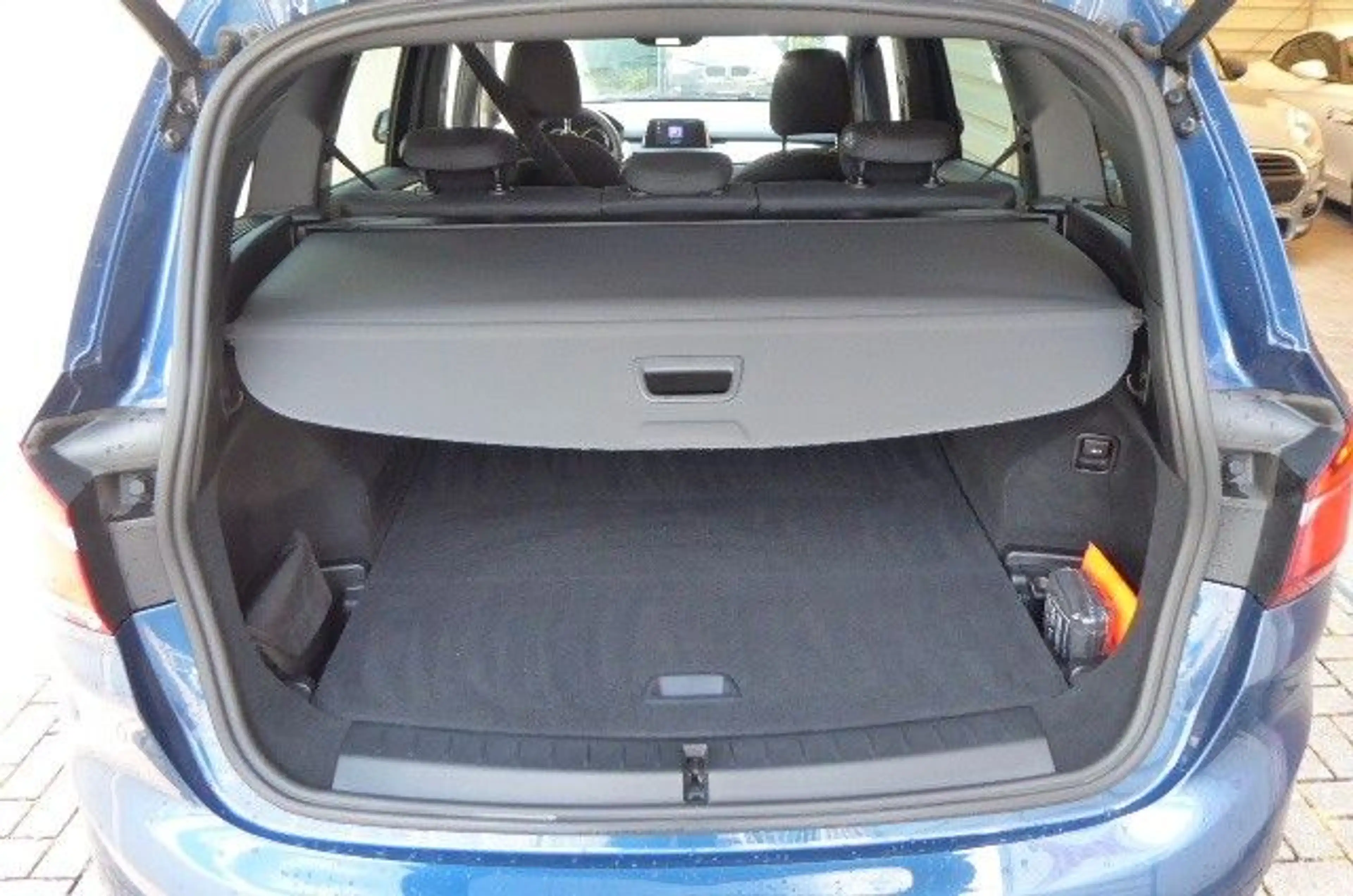 BMW 216 216 d Gran Tourer LED nur 4,1 Liter Verbrauch! — photo 13