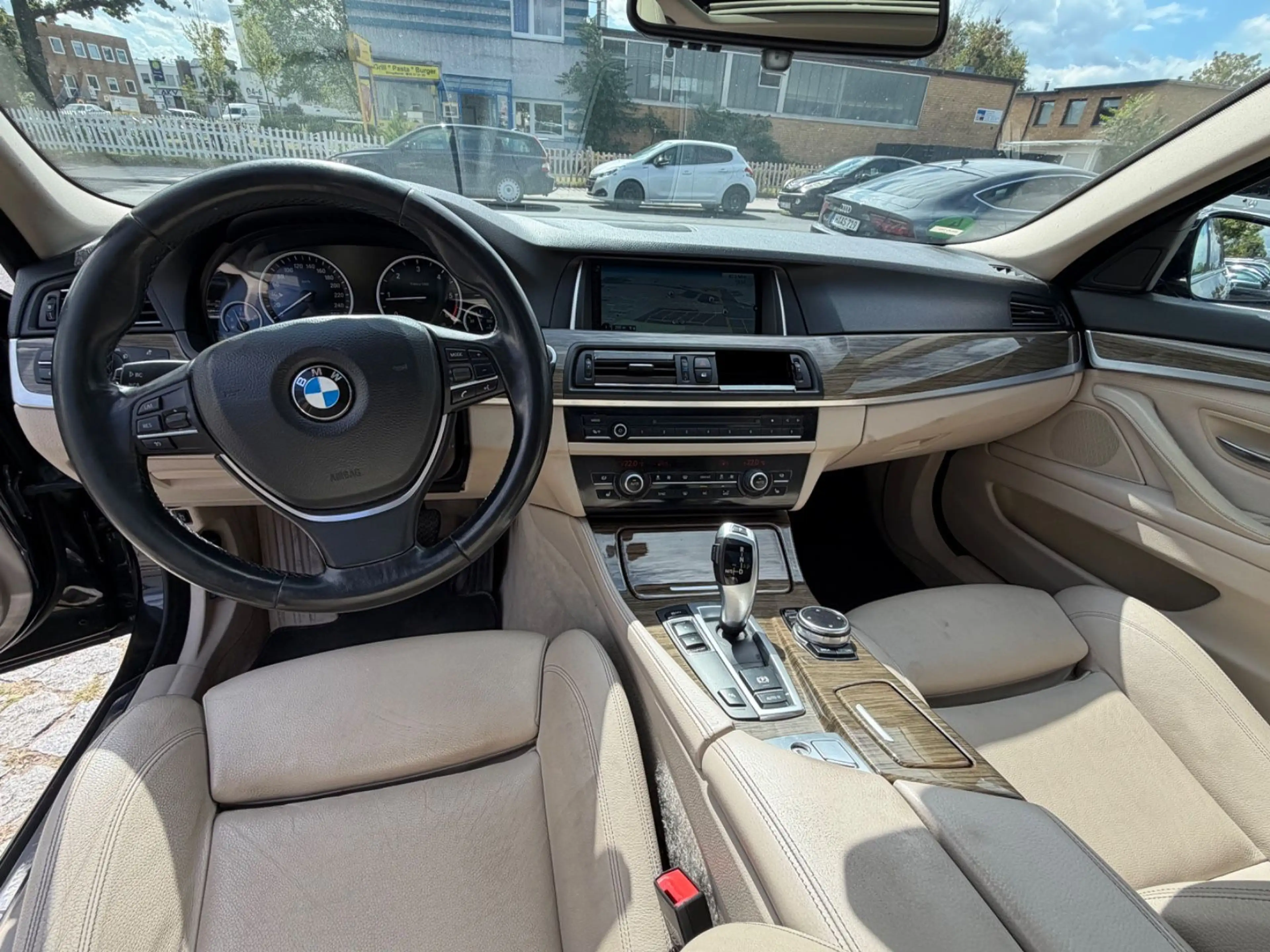 BMW 525 d Touring*Modern line*Autm*Pano*Leder*Euro6 — photo 14