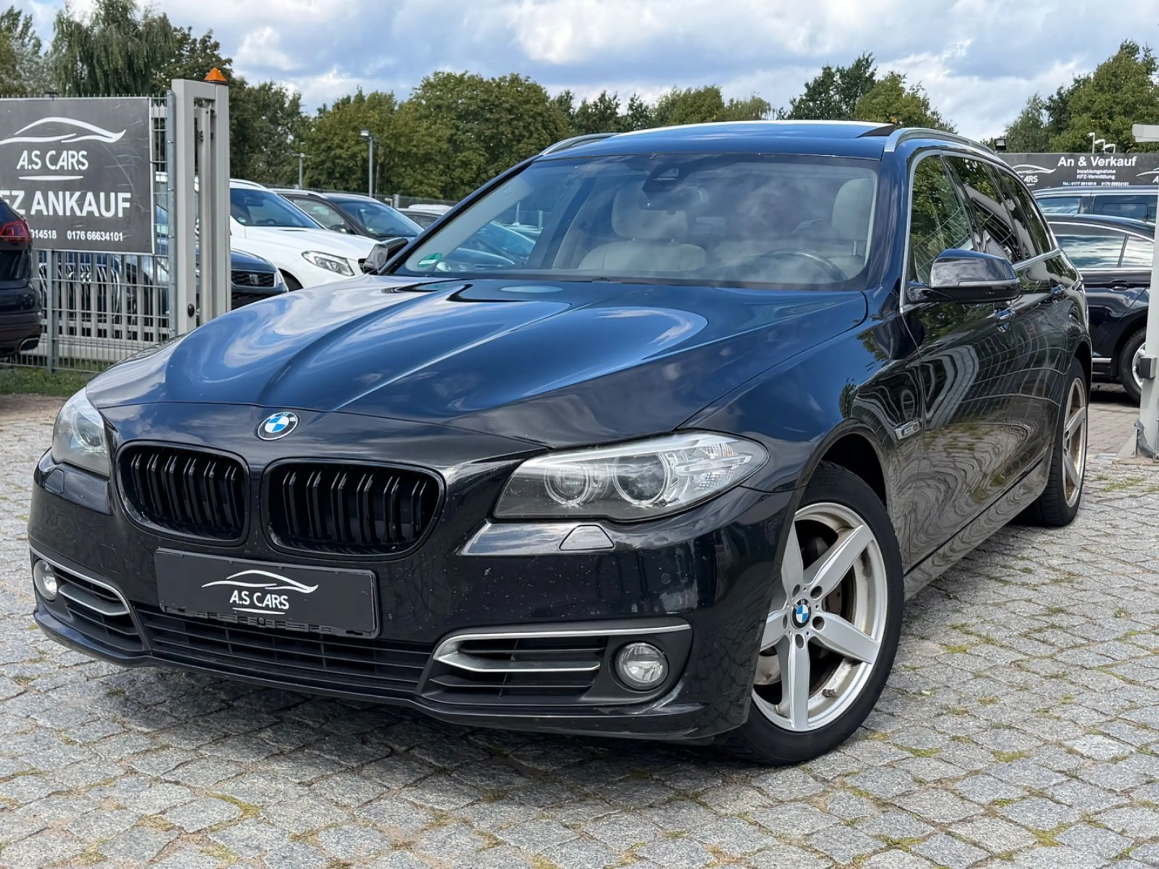 BMW 525 d Touring*Modern line*Autm*Pano*Leder*Euro6