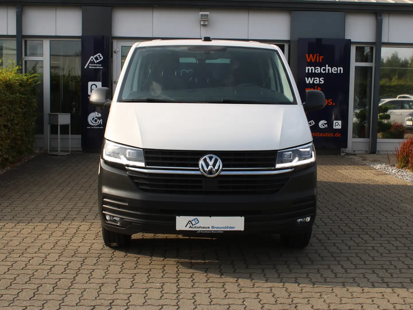 Volkswagen T6.1 Transporter 2.0 TDI DSG*AHK*Flügel*LED*SHZ*Standhzg* Weiß - 1
