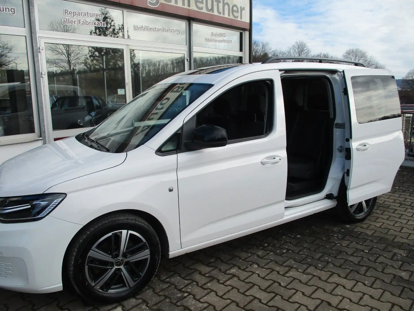 Volkswagen Caddy Move+LED+Navi+Panorama Weiß - 2