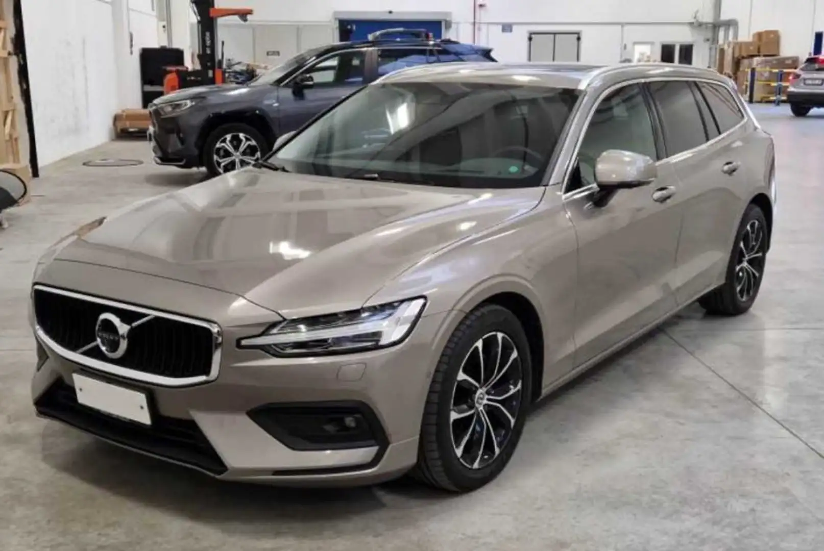 Volvo V60 D4 Geartronic Business Gris - 1