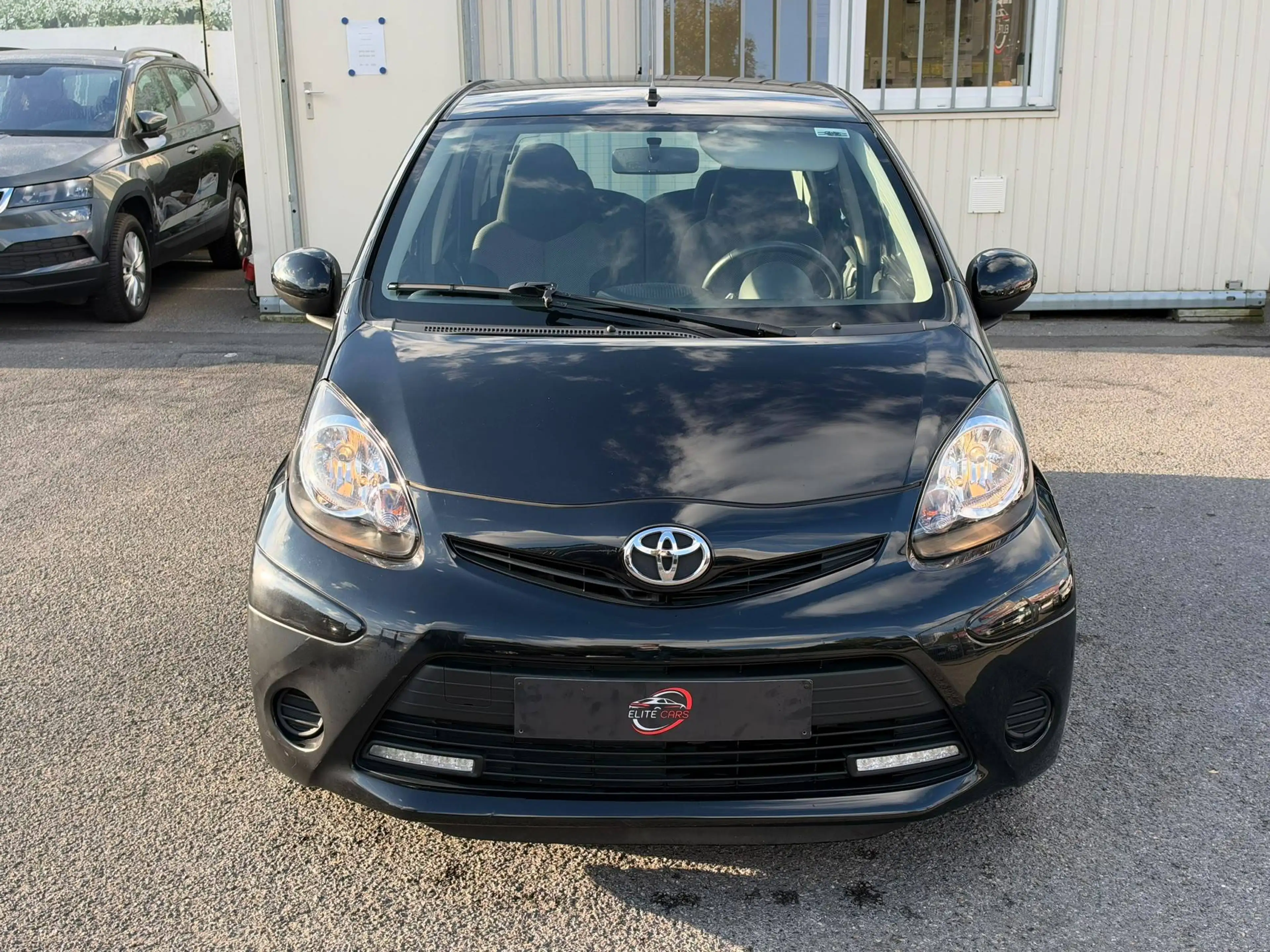 Toyota Aygo Aygo 1.0i AUTOMATIQUE / PDC / CLIM / LEZ OK !!! — photo 3