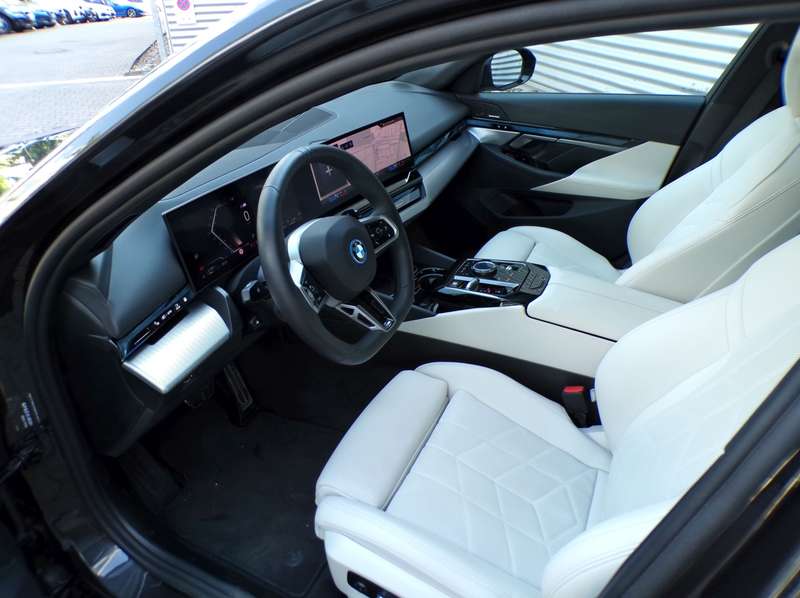 BMW 550 e xDrive Tour. M Sport HiFi-h/k 360° Pano AHK — photo 6