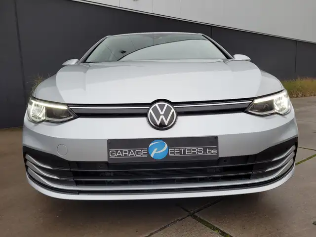 Volkswagen Golf view 5
