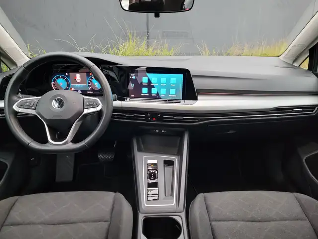 Volkswagen Golf view 12