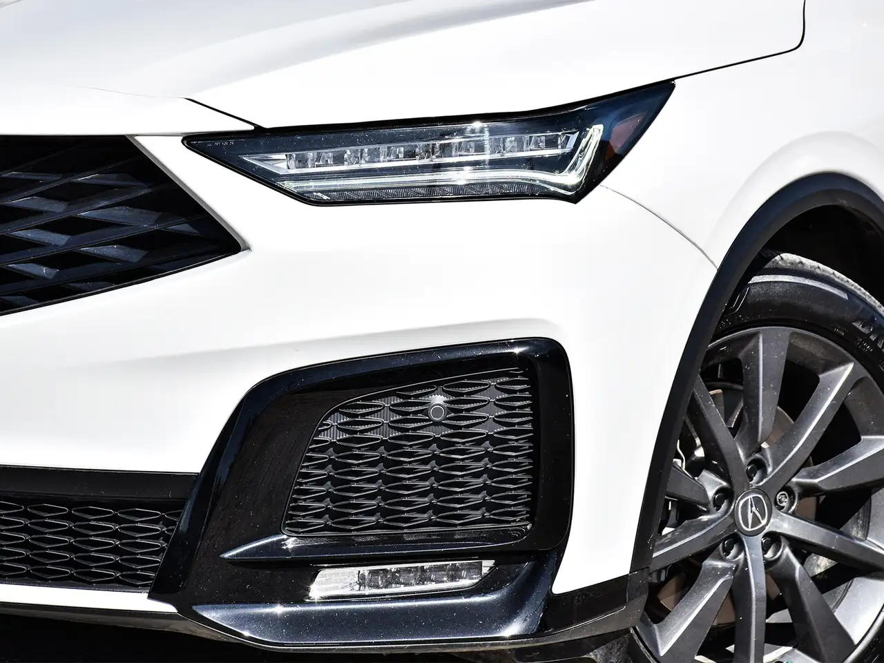 Acura MDX снимка Acura MDX