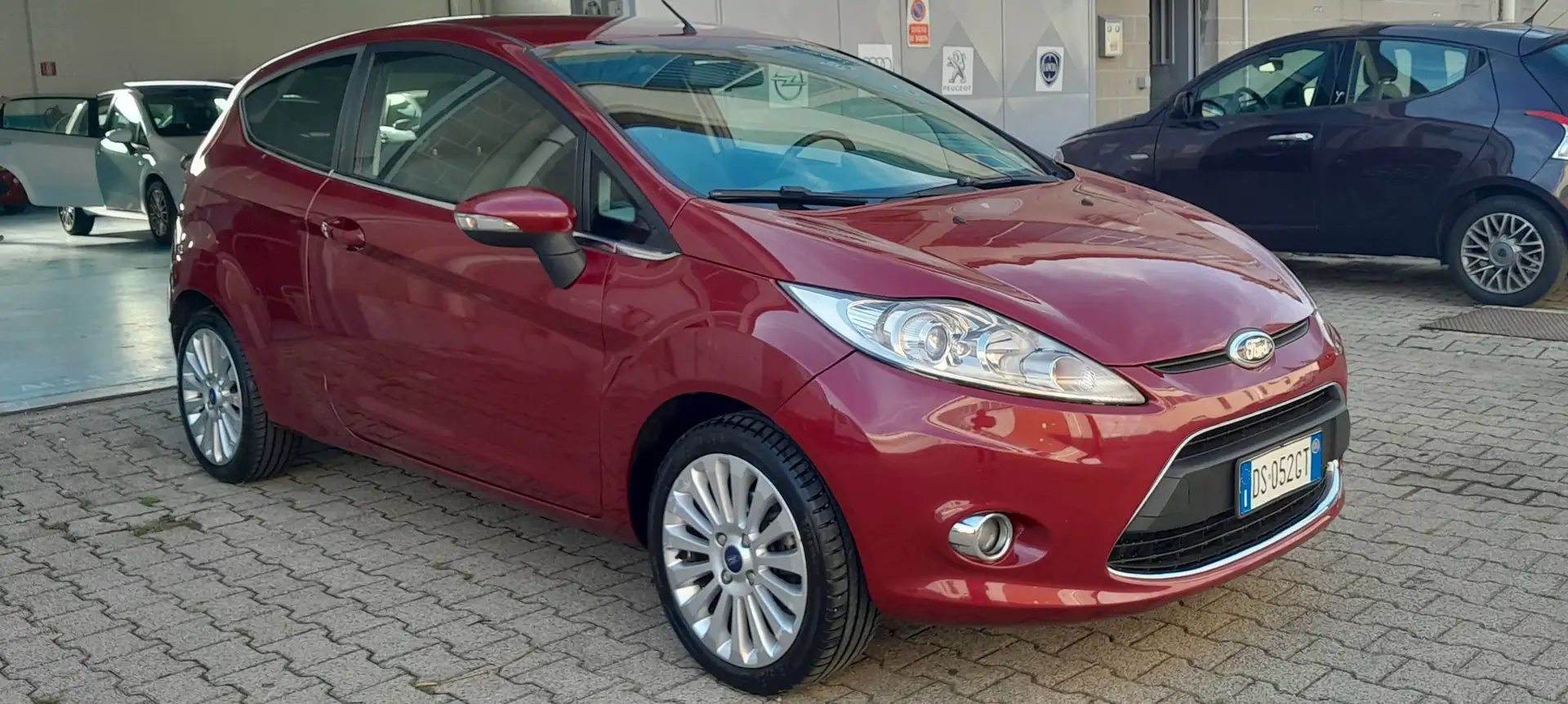 Ford Fiesta 1.2 16v Titanium 82cv Rot - 1