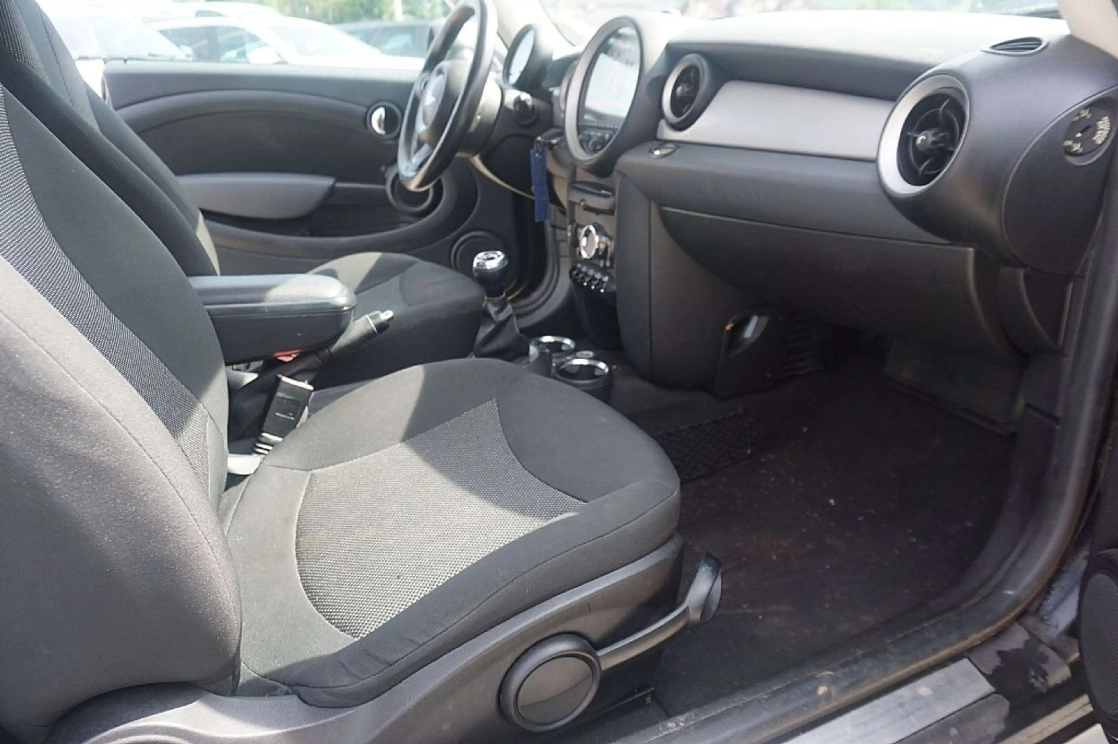MINI One Clubman Mini One Clubman MINI 1,6 — photo 12