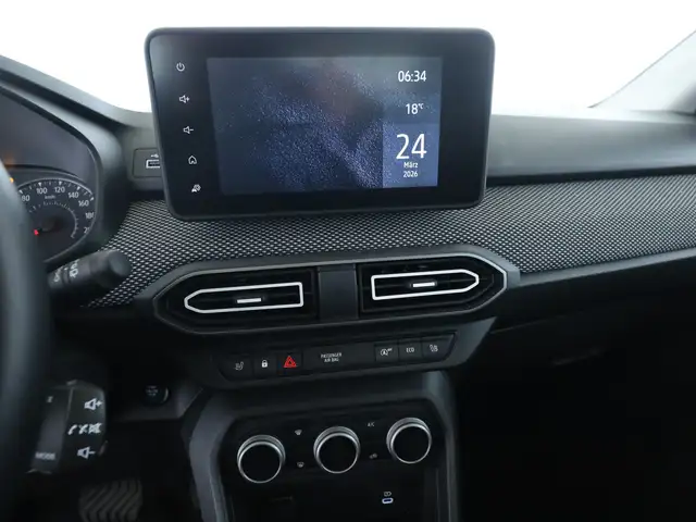 Dacia Sandero view 15