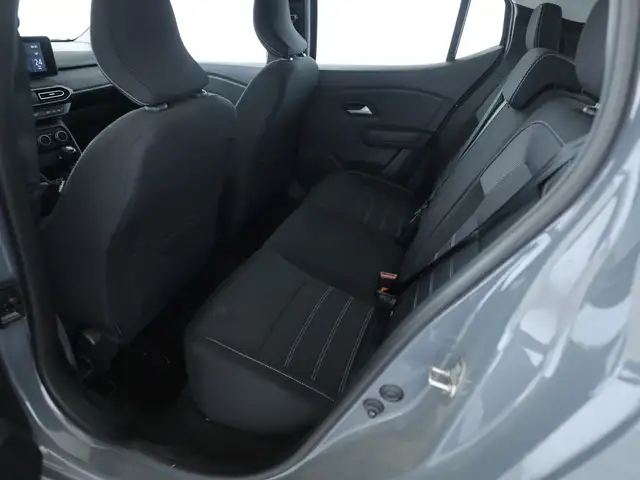 Dacia Sandero view 12