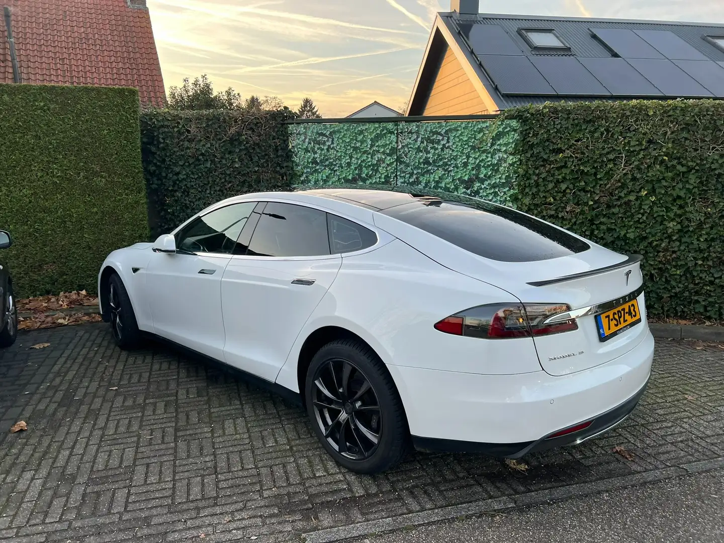 Tesla Model S P85+ 7persoons Performance - FREE CHARGE Wit - 1