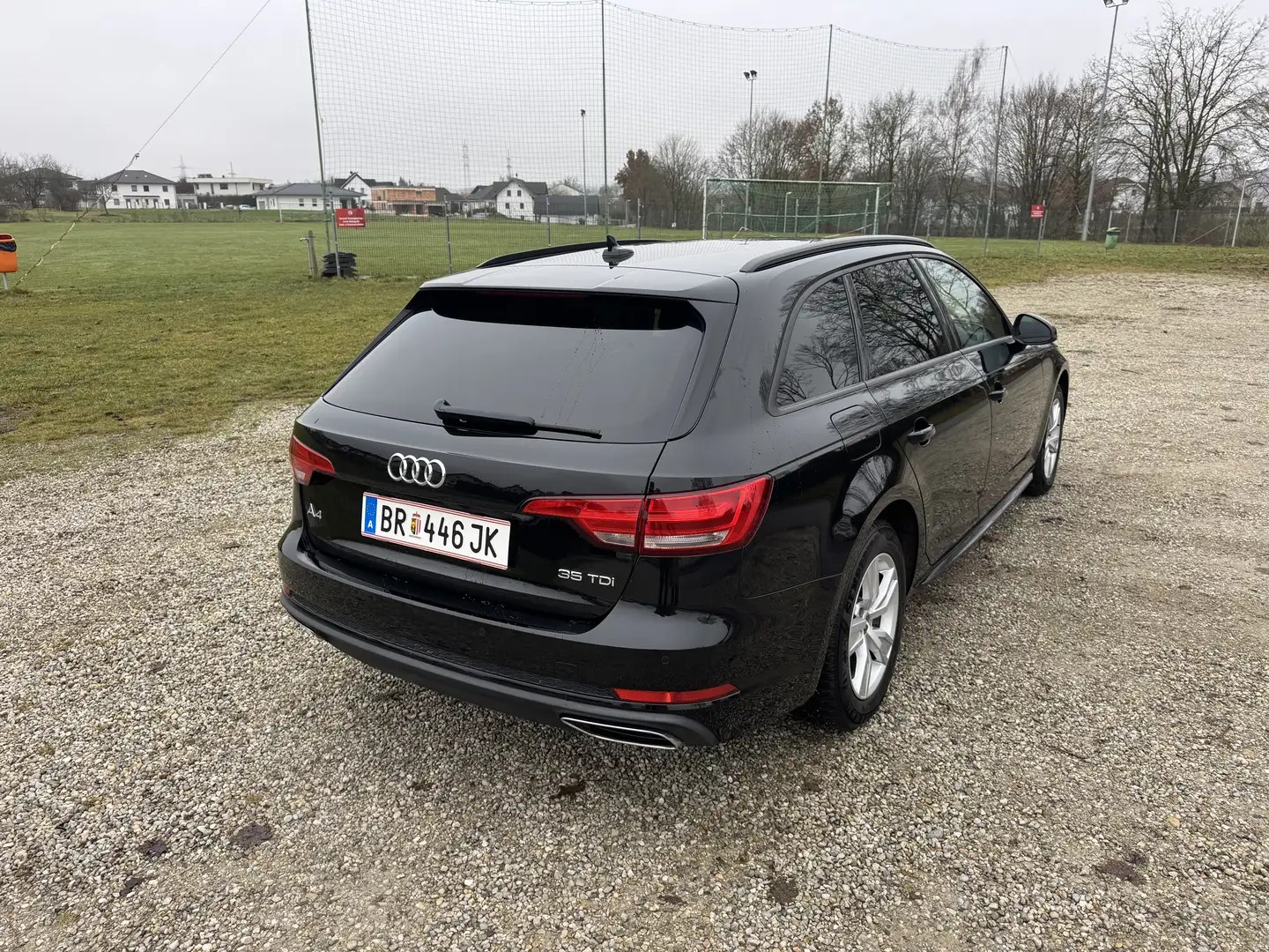Audi A4 Avant 2,0 TDI S-tronic - 1