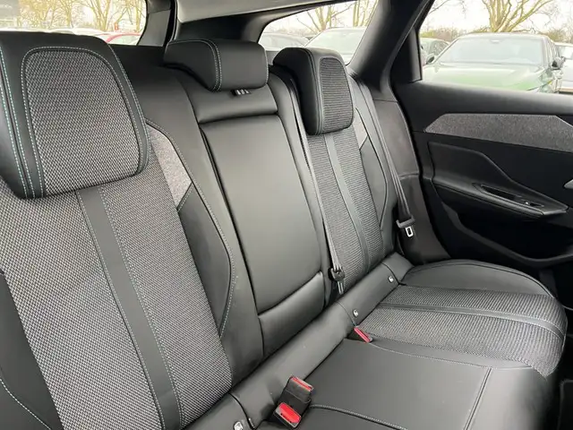 Peugeot 308 SW view 14