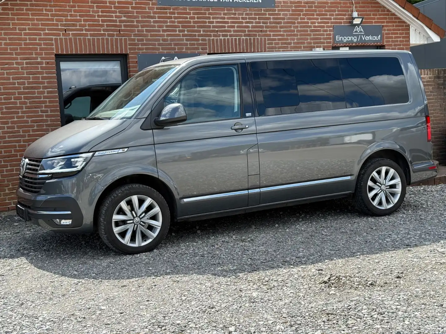 Volkswagen T6 Multivan T6.1 Multivan 2.0 TDI DSG Generation Six LED ACC Grey - 2