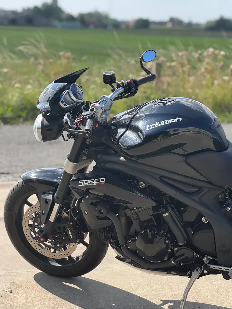 Triumph Speed Triple 1050 Fekete - 1