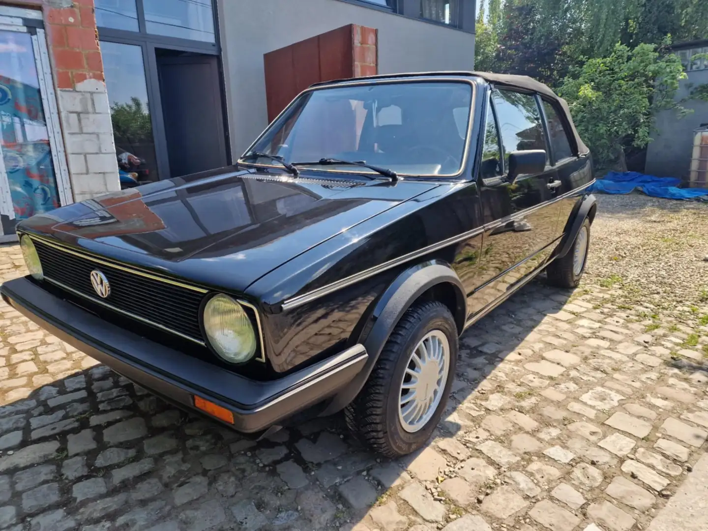 Volkswagen Golf Cabriolet - 1