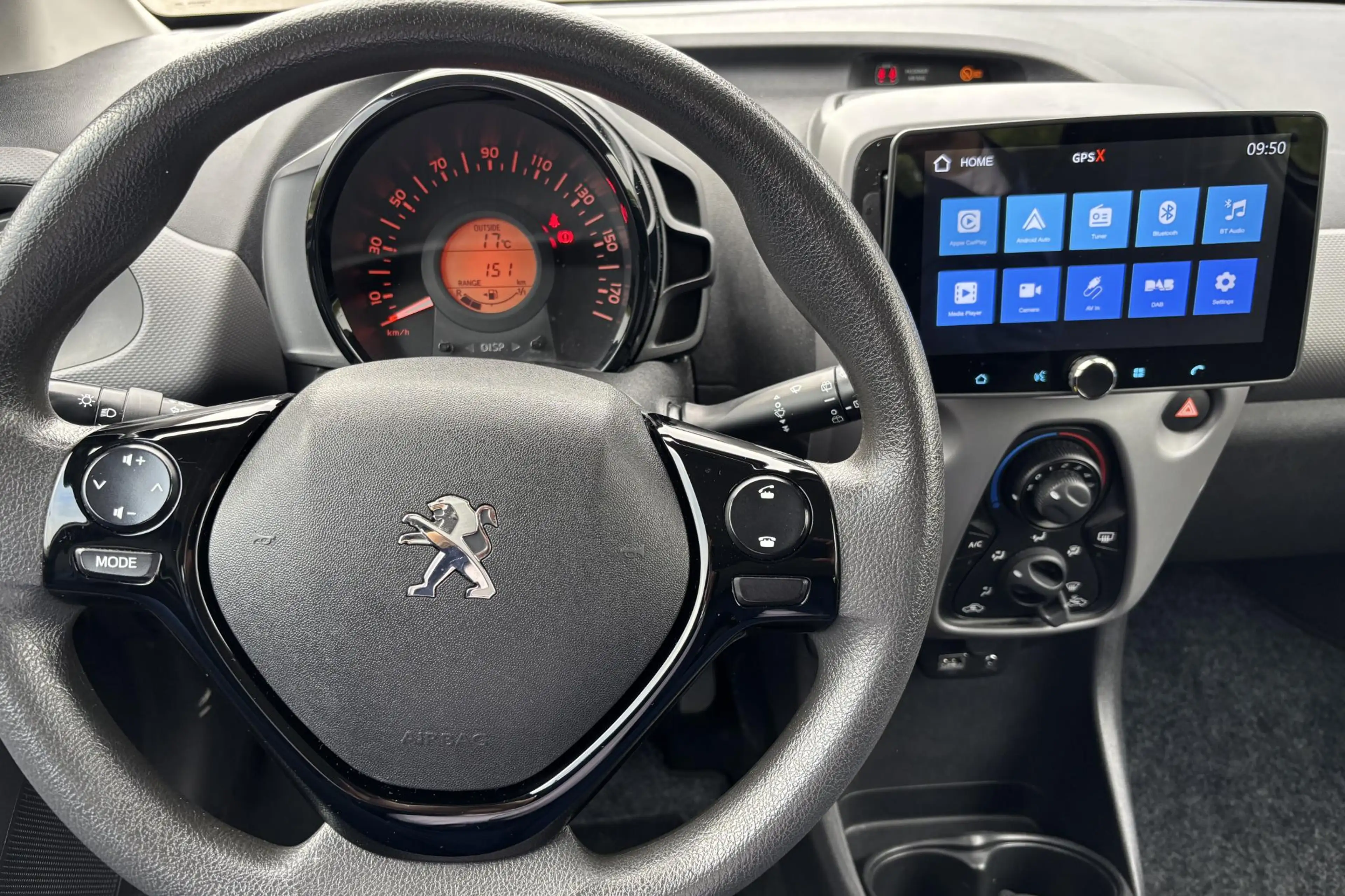 Peugeot 108 1.0 e-VTi Active — photo 3