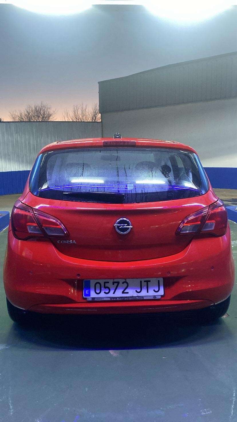 Opel Corsa - foto 1