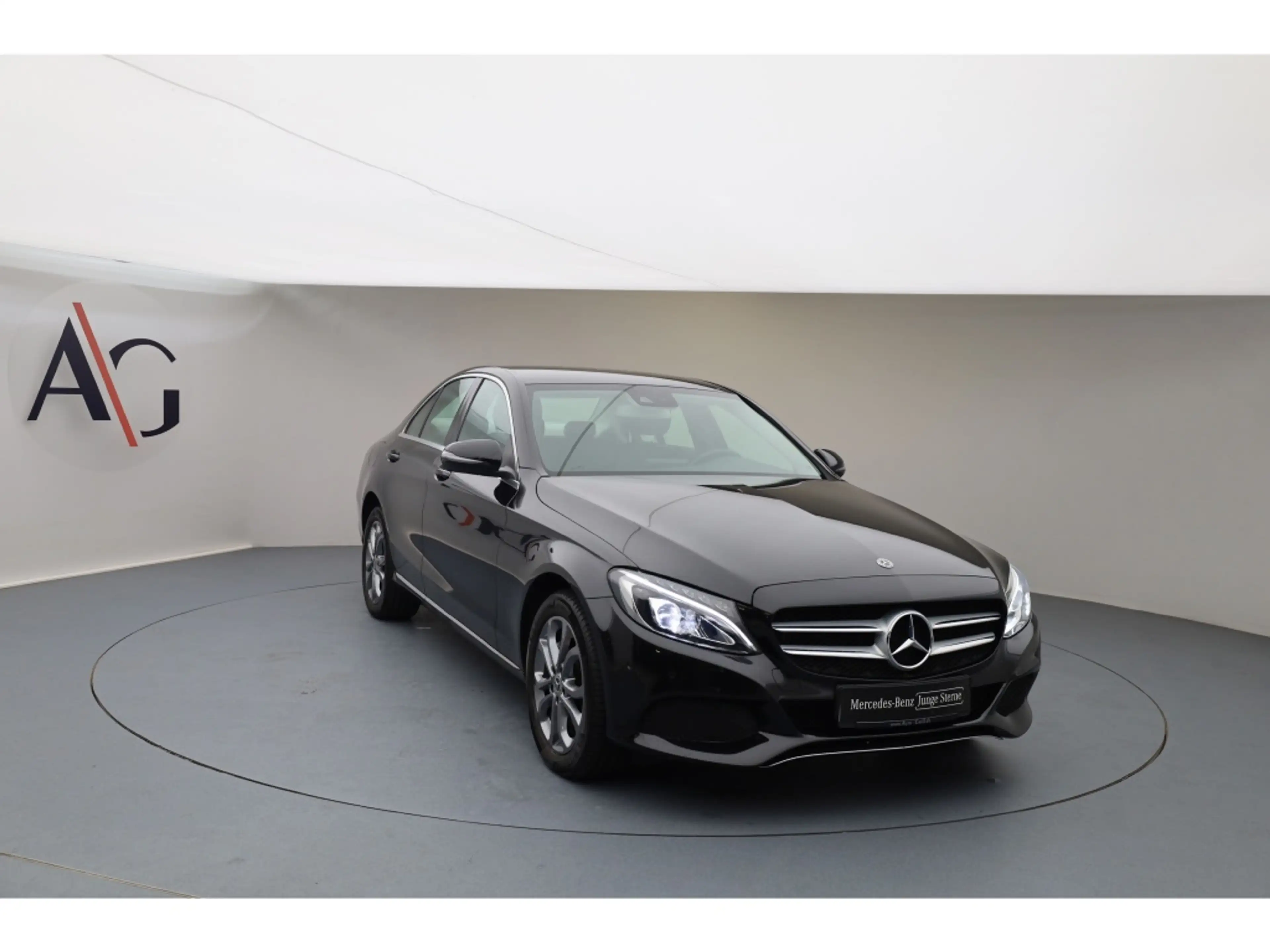 Mercedes-Benz C 250 d Avantgarde 4Matic Avantgarde+Ambiente — photo 8