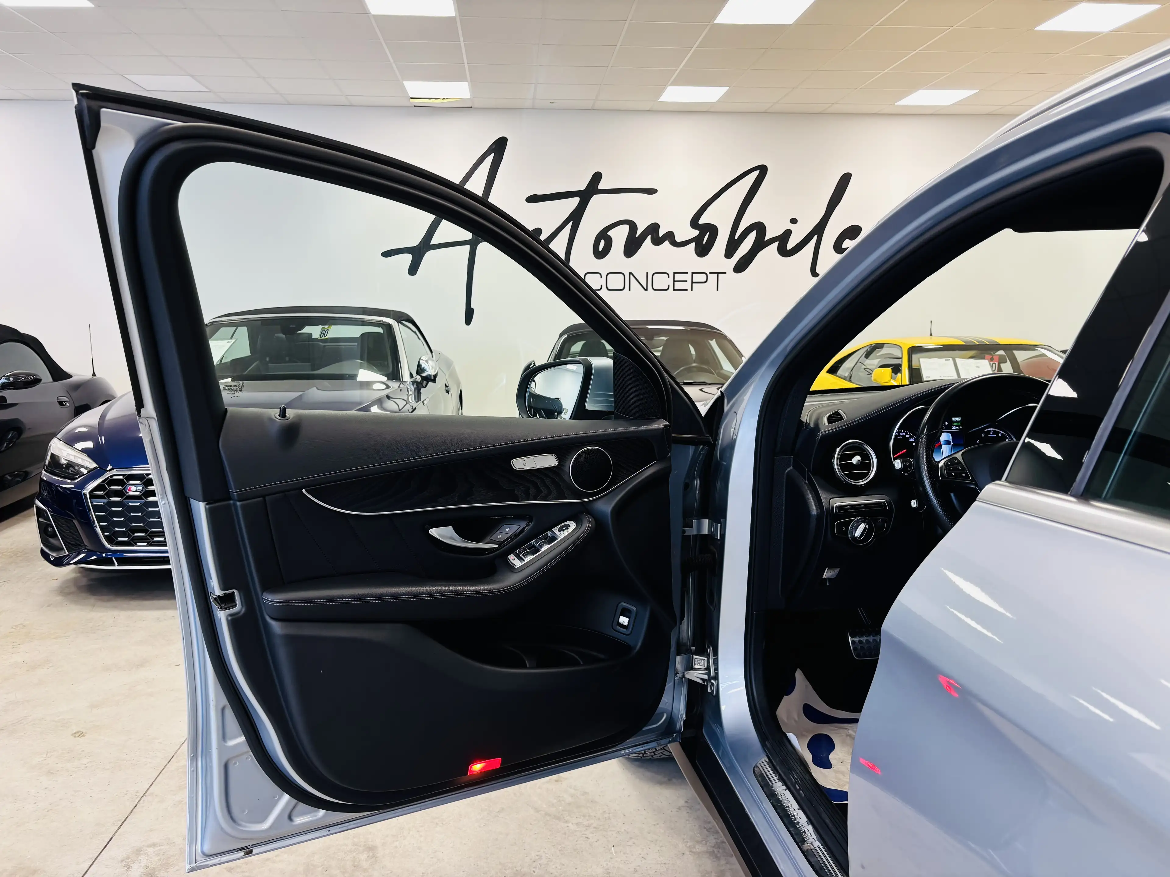 Mercedes-Benz GLC 350 ✅1AN GARANTIE✅1ER PROPRIO✅PACK AMG✅TVA — photo 11