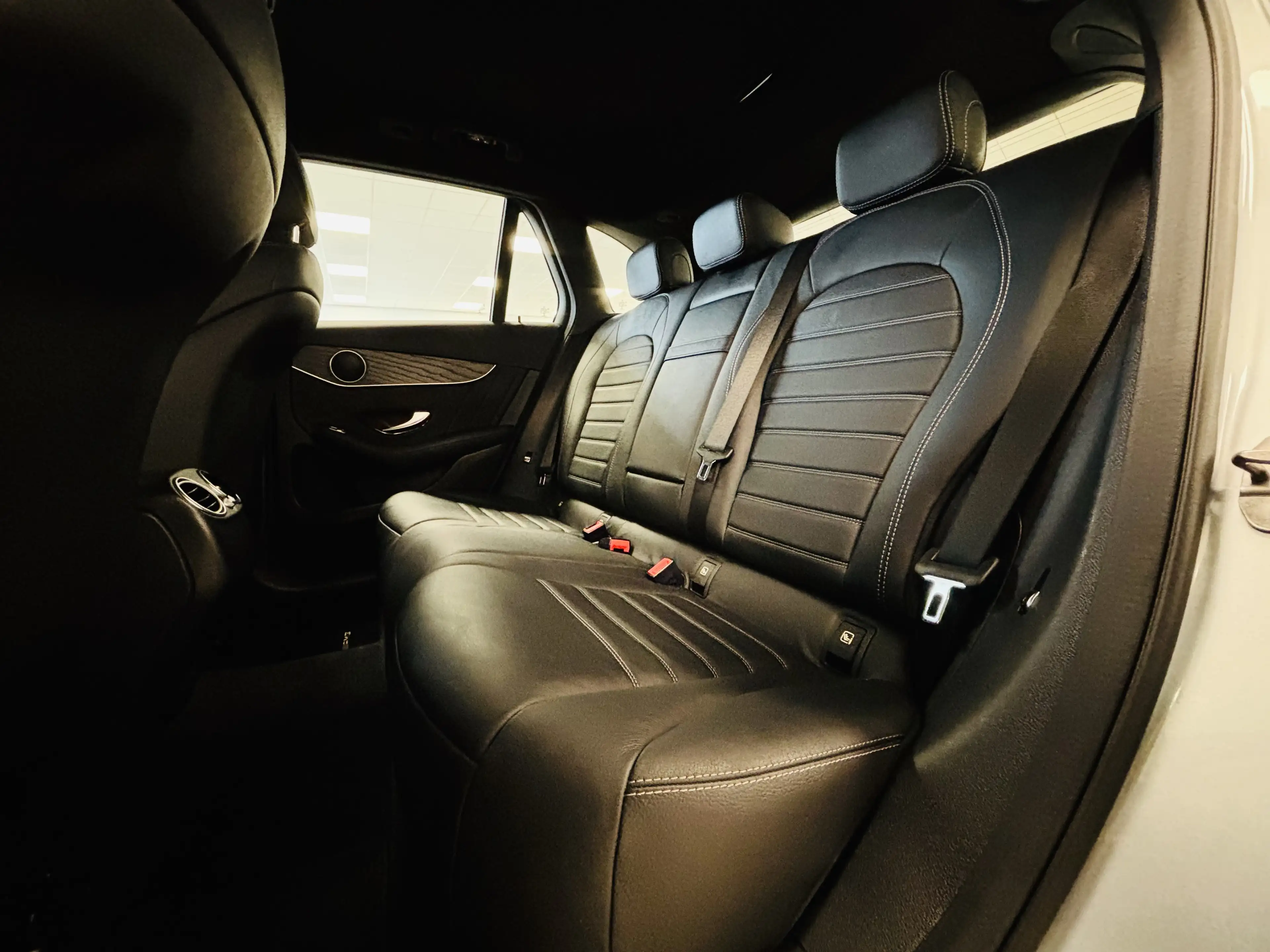 Mercedes-Benz GLC 350 ✅1AN GARANTIE✅1ER PROPRIO✅PACK AMG✅TVA — photo 15