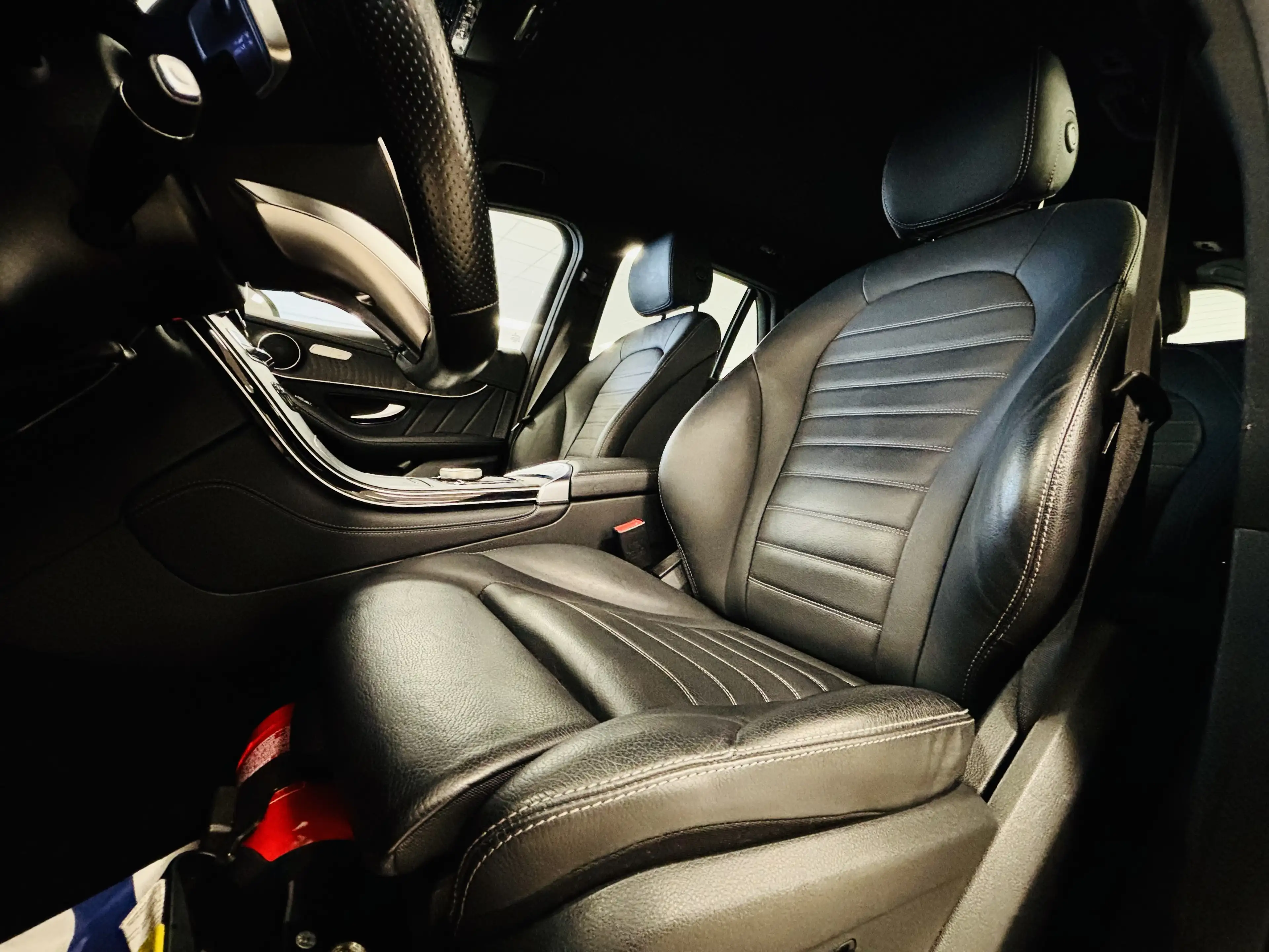 Mercedes-Benz GLC 350 ✅1AN GARANTIE✅1ER PROPRIO✅PACK AMG✅TVA — photo 13