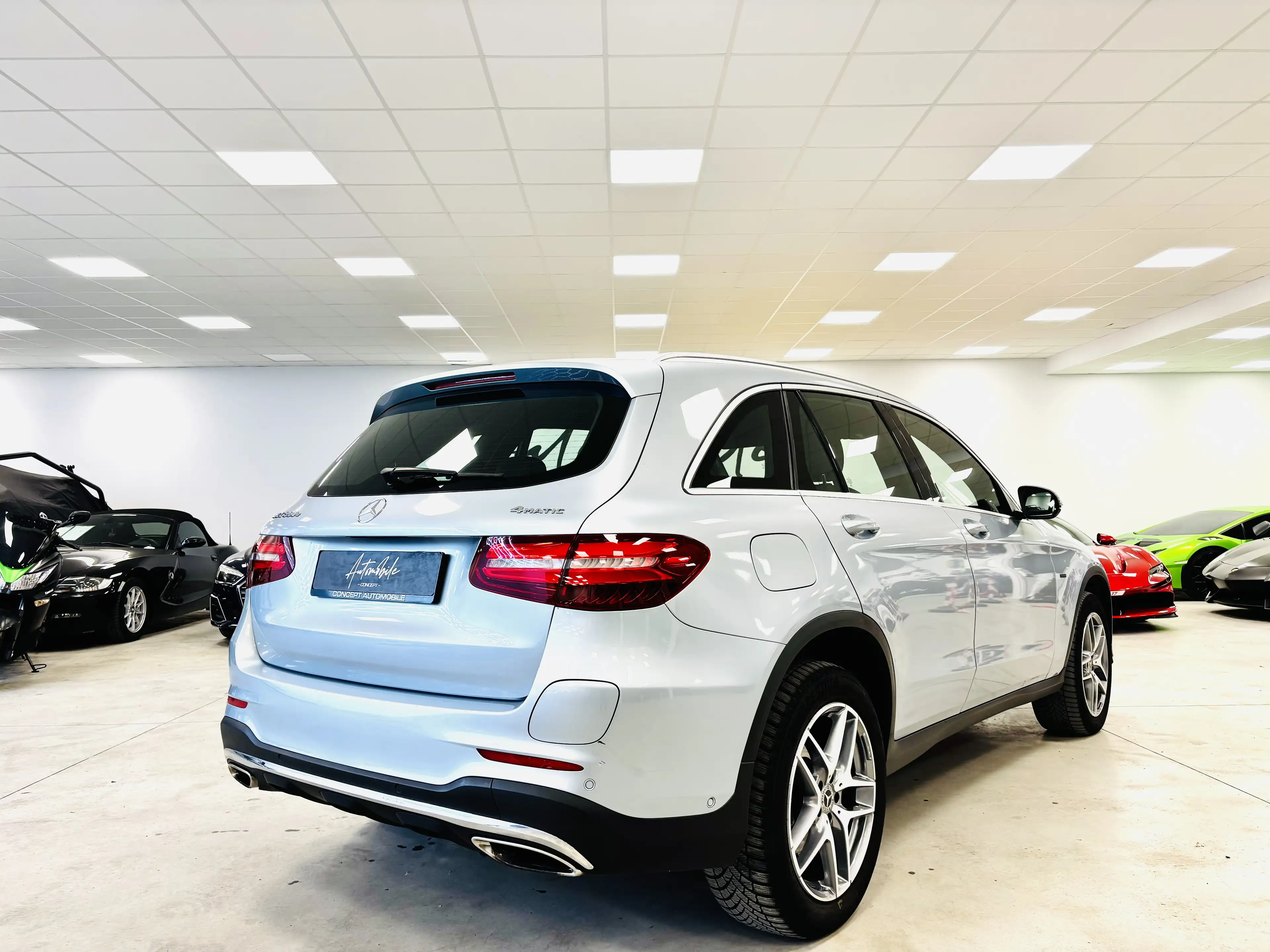 Mercedes-Benz GLC 350 ✅1AN GARANTIE✅1ER PROPRIO✅PACK AMG✅TVA — photo 3