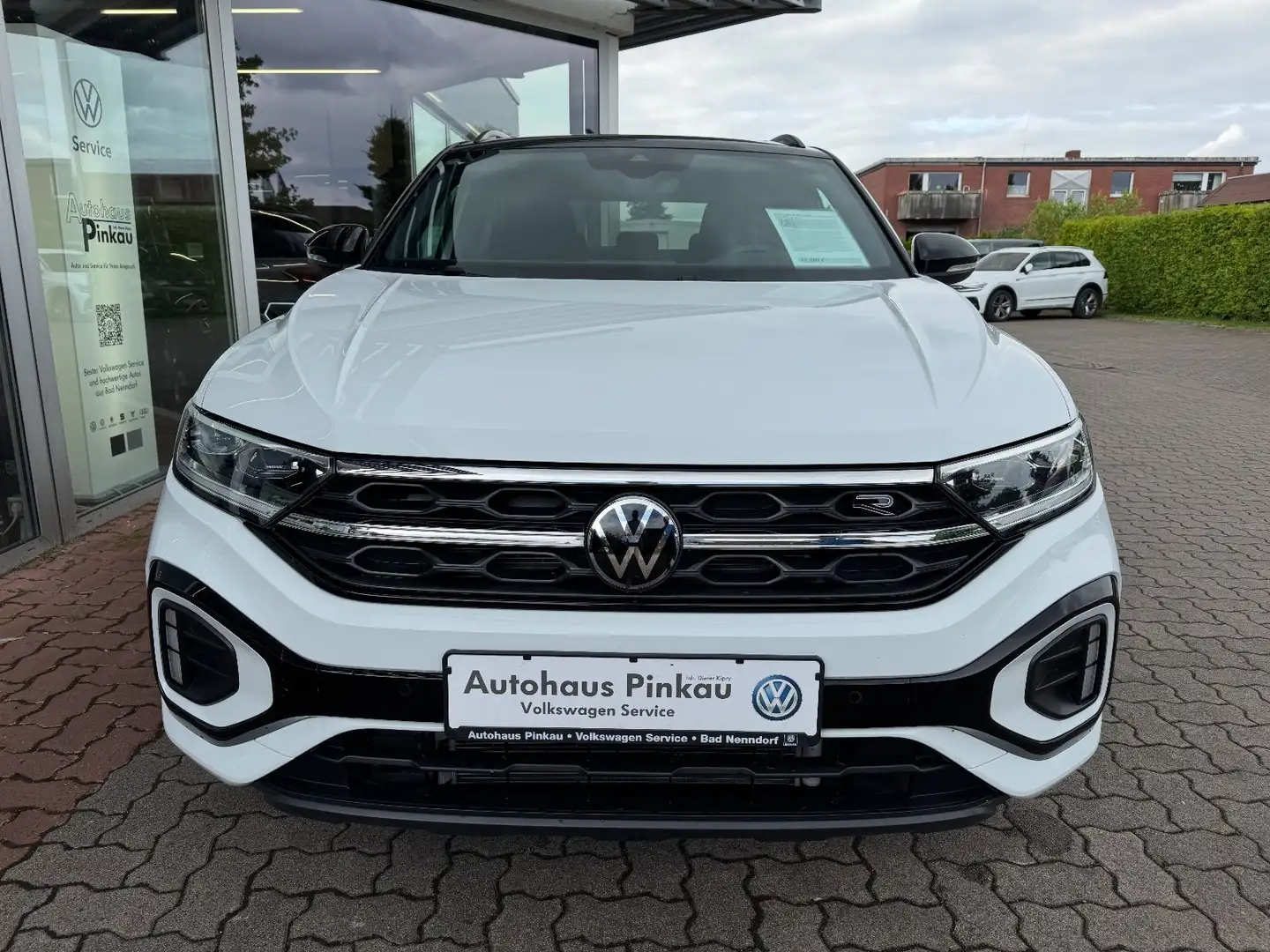 Volkswagen T-Roc 1.5 TSI R-Line PANO AHK NAVI Black-Style Weiß - 2