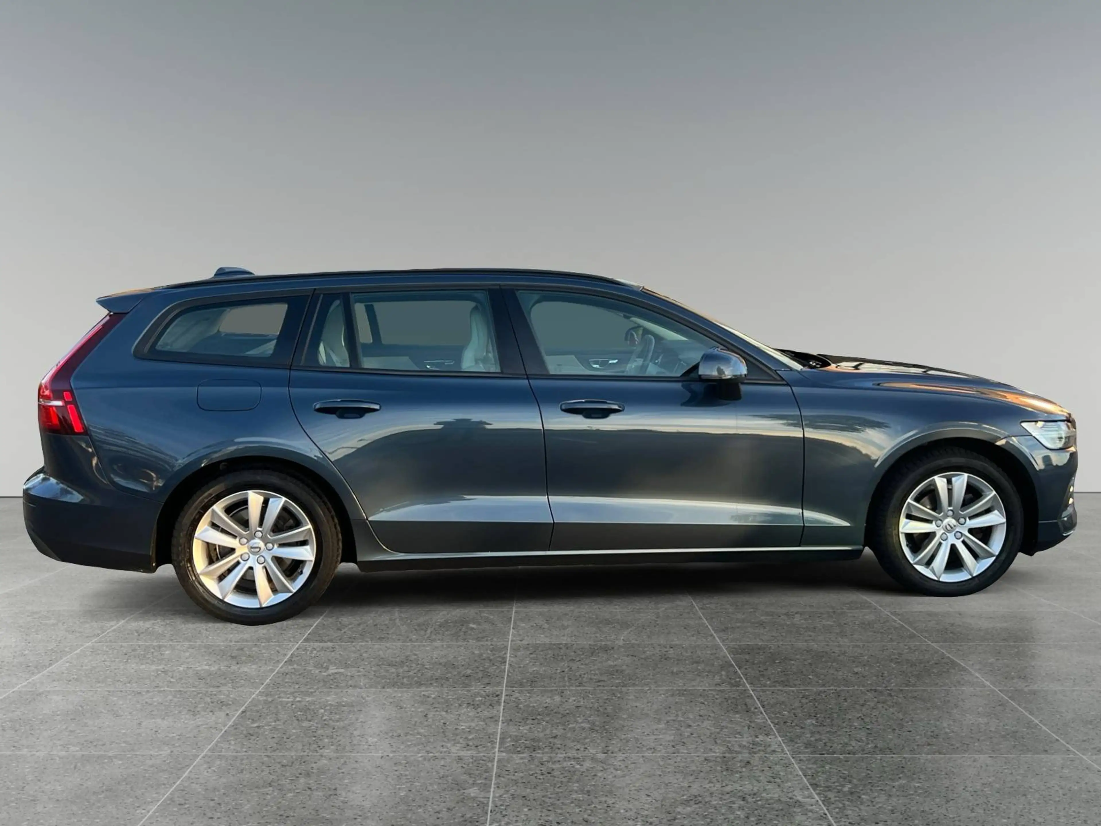 Volvo V60 2.0 D3 Momentum-GARANTIE 12 MOIS-PRÊTE A IMMATRICULER — photo 7