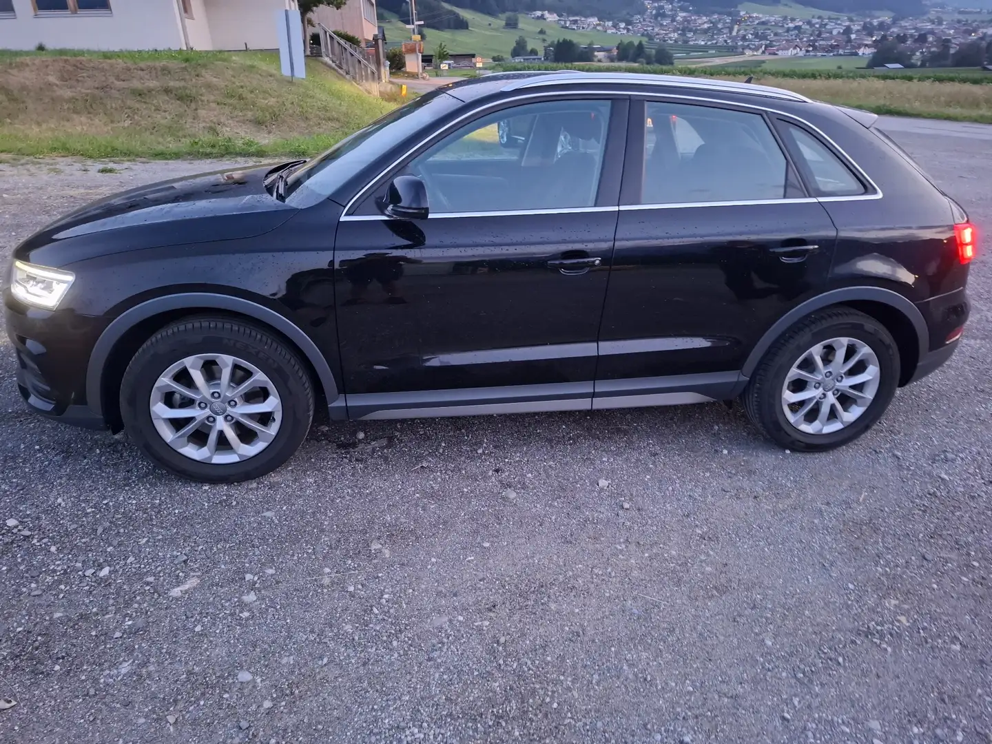 Audi Q3 2,0 TDI quattro Style DPF - 2