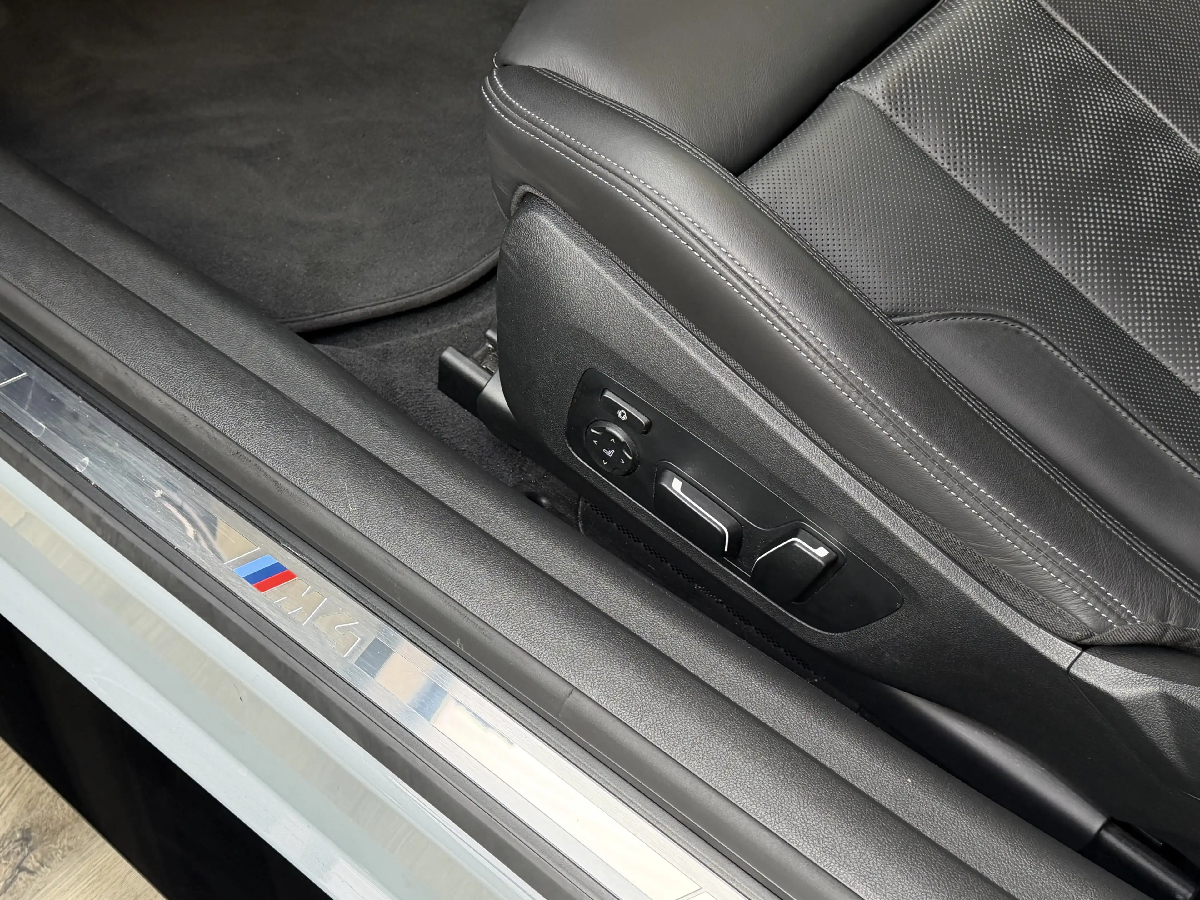 BMW M4 xDrive Comp. Carbon Int. Sitzlüftung ACC 360° — photo 14