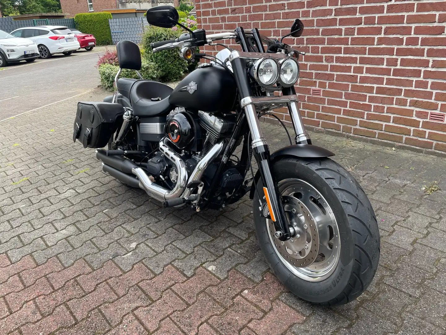 Harley-Davidson Dyna Fat Bob gepflegte FatBob mit J&H Auspuffanlage Negru - 1